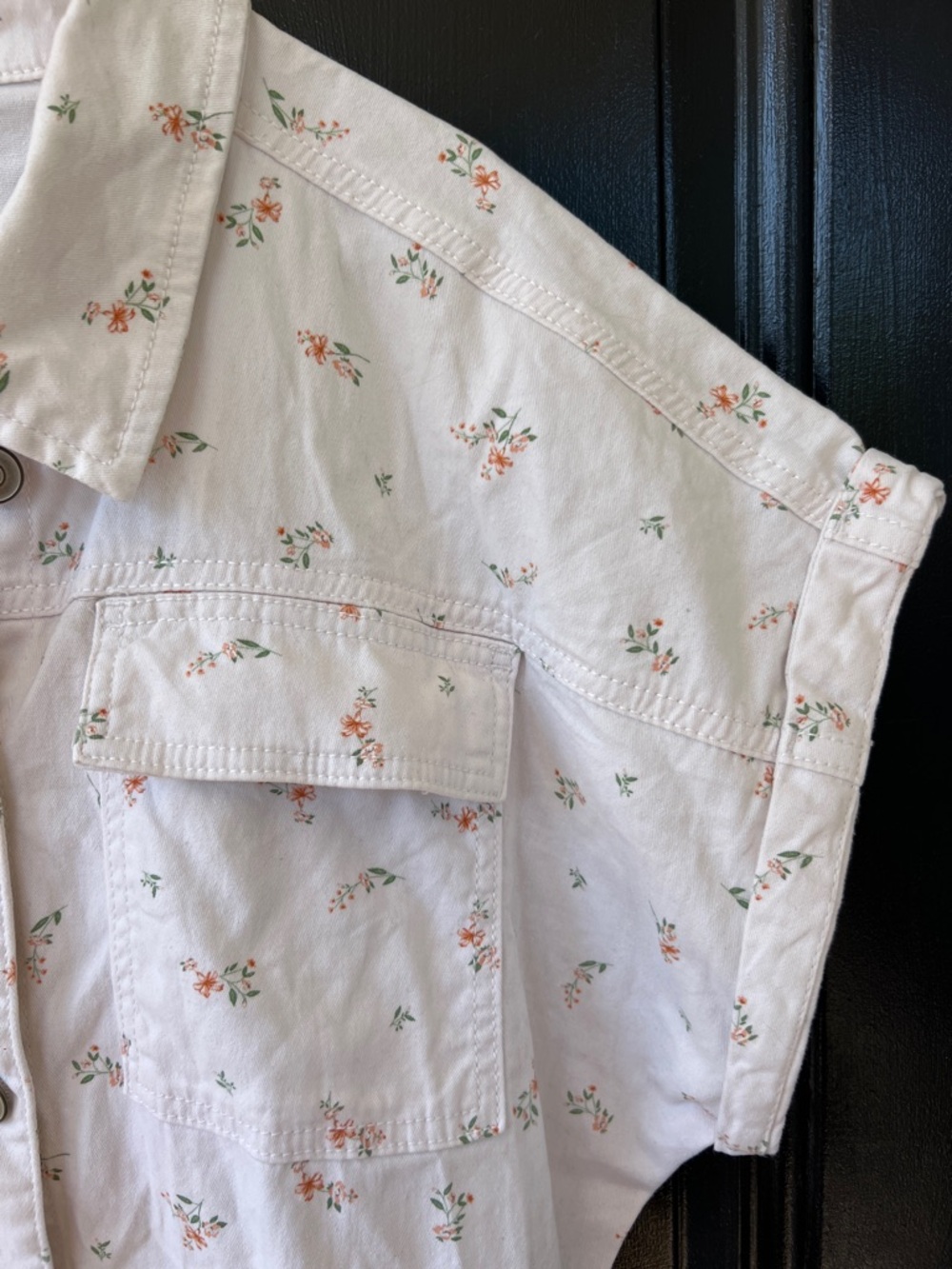 Celebrity Pink Light Cream Floral Utility Romper - Picture 9 of 10
